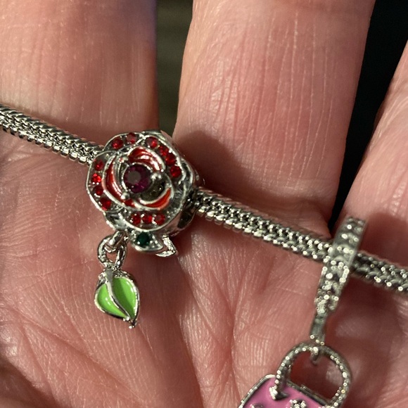 Charm-Bracelet-colorful rhinestones, Rose Shaped Charm/Pendant for Bracelet nwt - Picture 9 of 11
